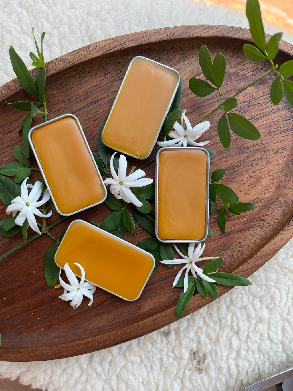 JASMIN RADIANTE botanical solid perfume - Circe | Brujería de Origen