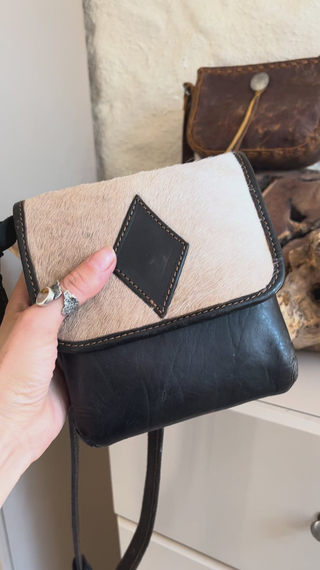 BOLSO A LA CADERA
